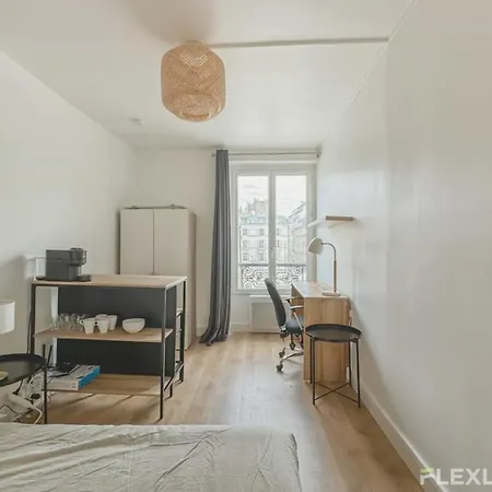 Immeuble Gaulle 아파트 *